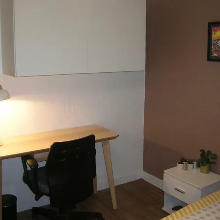 Maison Comme Chez Vous * Кастр